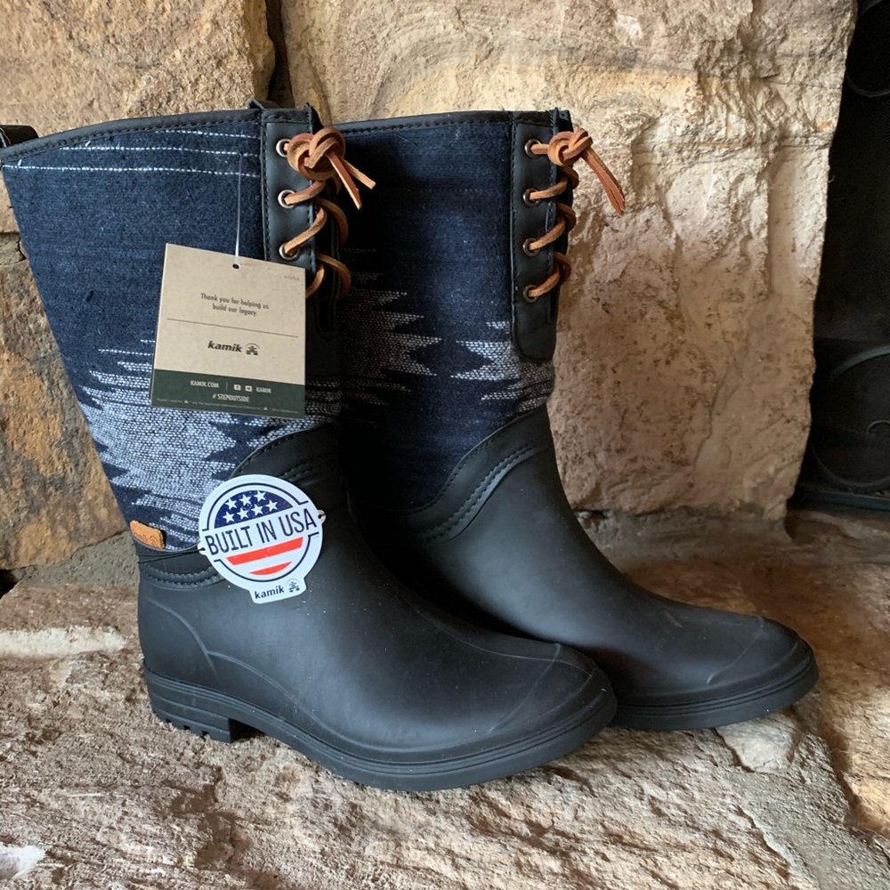 Kamik rain boots